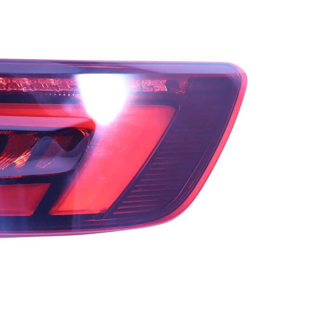 Tail Light Lamp Side Panel Rear Right O/S Taillight to Audi A4 B9 with Part number 8W5945092G Audi A4 B9 Tail Light Lamp Side Panel Rear Right O/S Taillight - SKU 8W5945092G-1 - Part number 8W5945092G