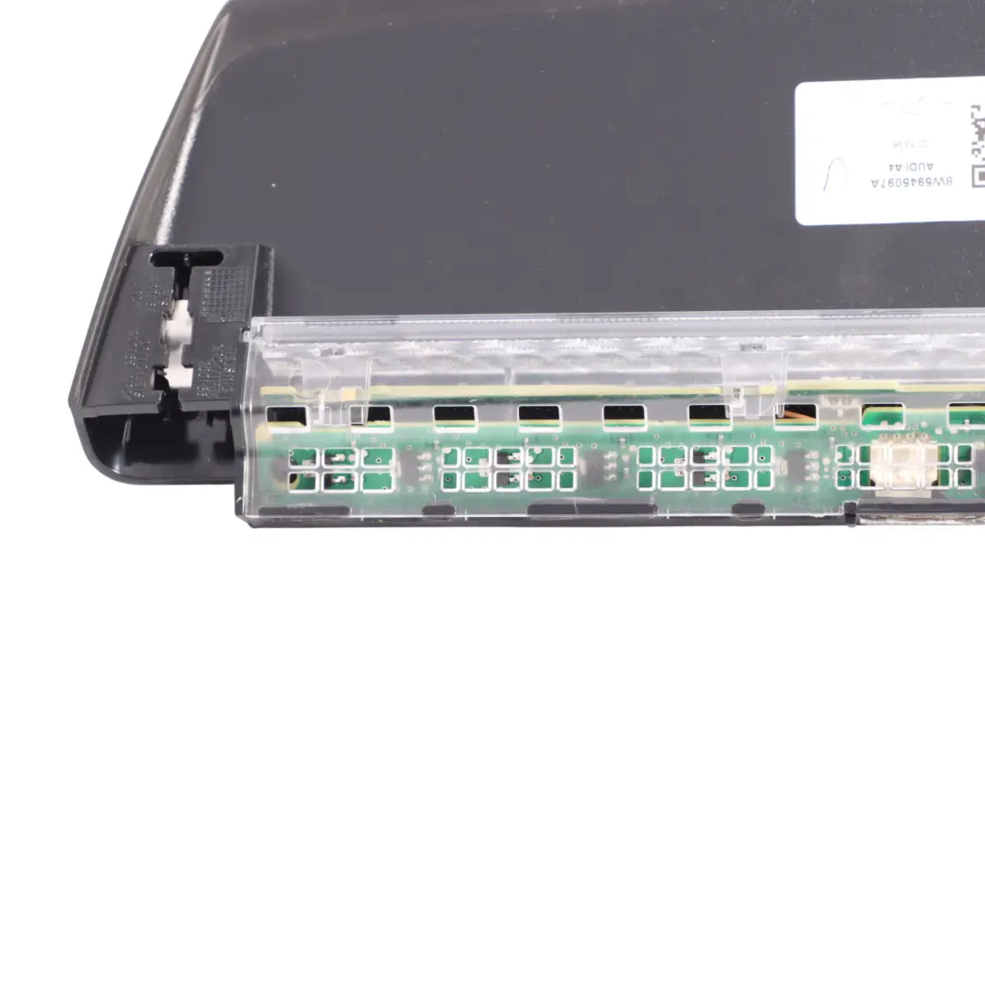 Tercera Luz De Freno Trasera Adicional para Audi A4 B9 con número de pieza 8W5945097A Audi A4 B9 Tercera Luz De Freno Trasera Adicional - SKU 8W5945097A - Número de pieza 8W5945097A