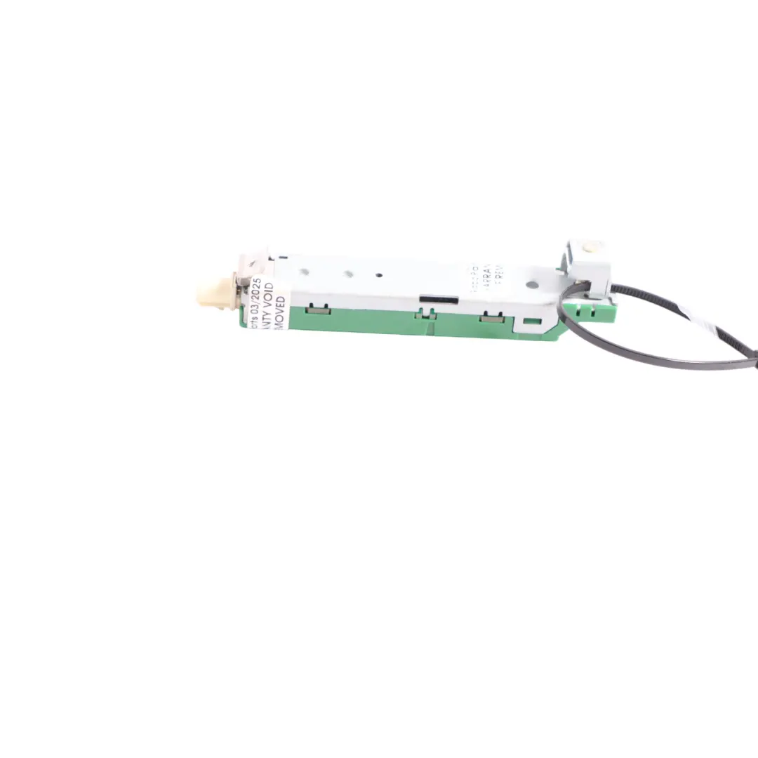 Modulo Amplificatore Antenna per Audi A5 F5 con numero di parte 8W6035225 Audi A5 F5 Modulo Amplificatore Antenna - SKU 8W6035225 - Numero di parte 8W6035225