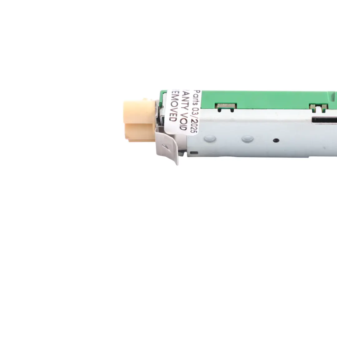 Antennen Verstärker Booster Unit Modul für Audi A5 F5 mit Teilenummer 8W6035225D Audi A5 F5 Antennen Verstärker Booster Unit Modul - SKU 8W6035225D - Teilenummer 8W6035225D