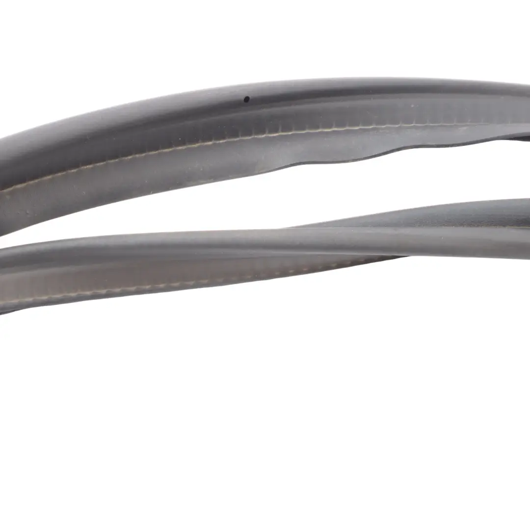 Audi A5 S5 F5 Coupe Guarnizione Gomma Per Bordo Portellone Posteriore - SKU 8W6827705B - Numero di parte 8W6827705B