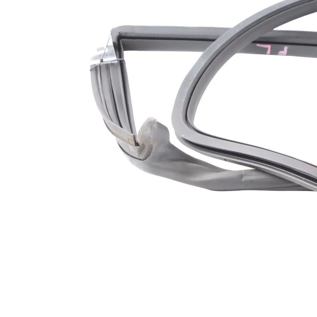 Coupé Puerta Delantera Borde Junta De Goma Izquierda 8W6831707 para Audi A5 S5 RS5 F5 con número de pieza 8W6831707D Audi A5 S5 RS5 F5 Coupé Puerta Delantera Borde Junta De Goma Izquierda 8W6831707 - SKU 8W6831707D - Número de pieza 8W6831707D