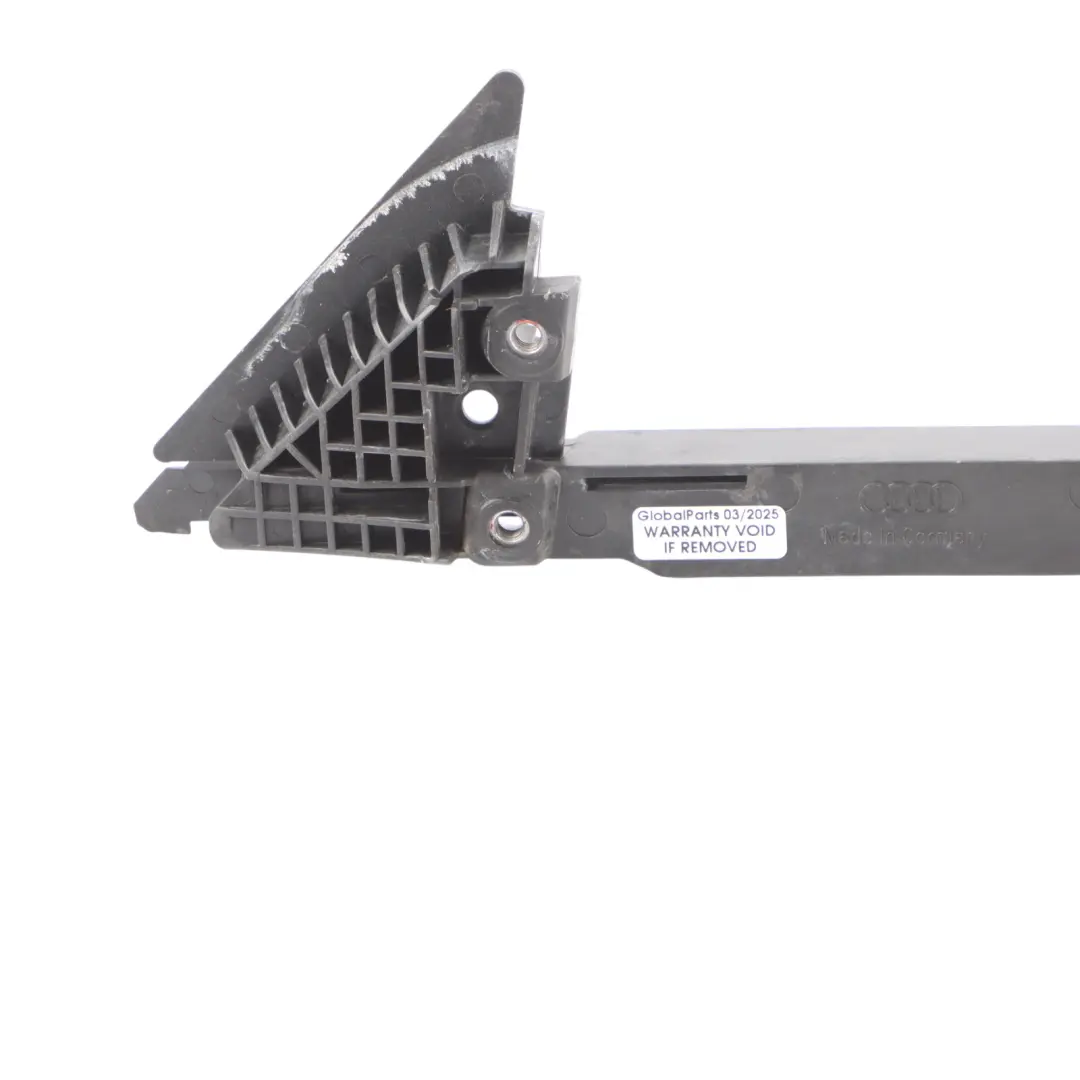 Ventana Guía Rail Delantero Izquierdo para Audi A5 F5 Marco con número de pieza 8W6837067 Audi A5 F5 Marco Ventana Guía Rail Delantero Izquierdo - SKU 8W6837067 - Número de pieza 8W6837067