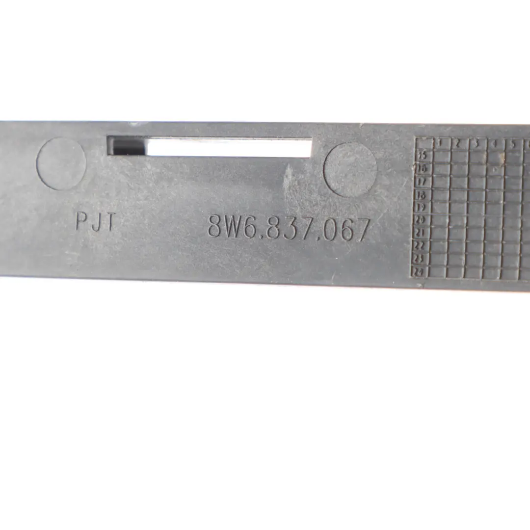 Rail De Guidage De Cadre De Vitre Avant Gauche pour Audi A5 F5 à propos du numéro de pièce 8W6837067 Audi A5 F5 Rail De Guidage De Cadre De Vitre Avant Gauche - SKU 8W6837067 - Numéro de pièce 8W6837067