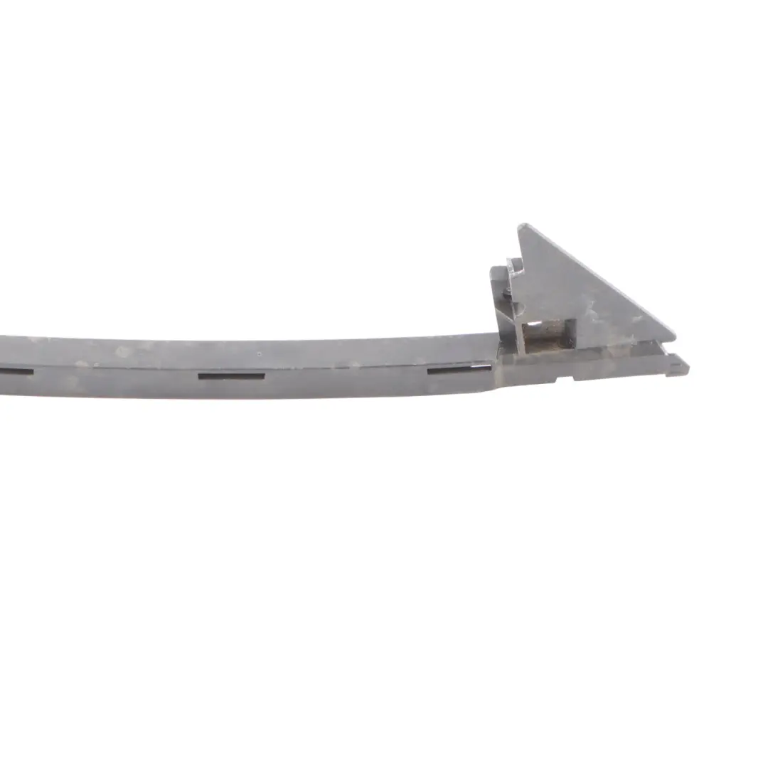 Telaio Guida Finestrino Anteriore Sinistro per Audi A5 F5 con numero di parte 8W6837067 Audi A5 F5 Telaio Guida Finestrino Anteriore Sinistro - SKU 8W6837067 - Numero di parte 8W6837067