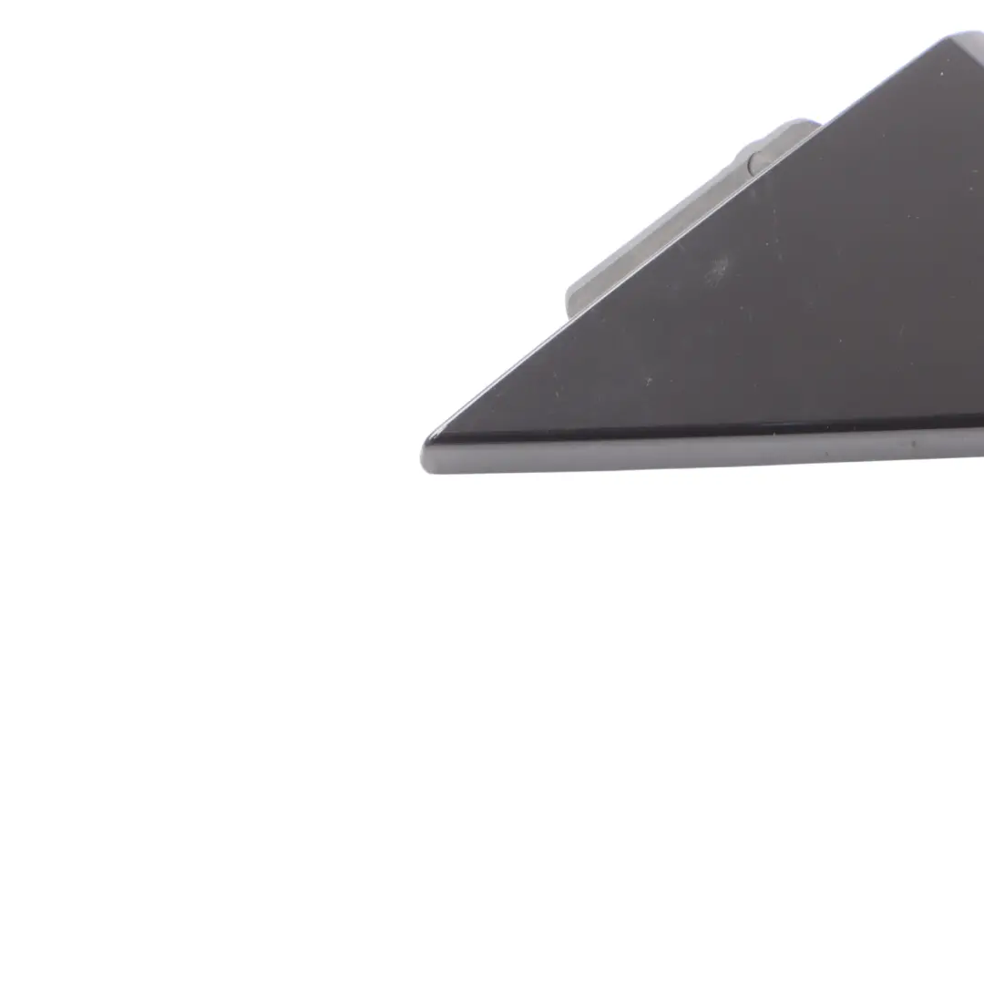 Cache Triangulaire Rétroviseur Extérieur Droit Passager pour Audi A5 F5 à propos du numéro de pièce 8W6867368 Audi A5 F5 Cache Triangulaire Rétroviseur Extérieur Droit Passager - SKU 8W6867368 - Numéro de pièce 8W6867368