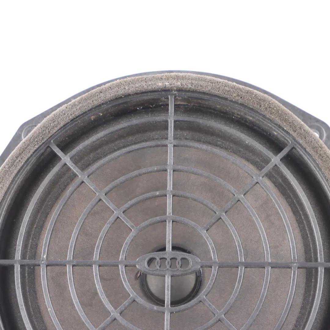 Front Door Mid Low Range Speaker Left Right N/O/S to Audi A1 8X with Part number 8X0035415D Audi A1 8X Front Door Mid Low Range Speaker Left Right N/O/S - SKU 8X0035415D - Part number 8X0035415D