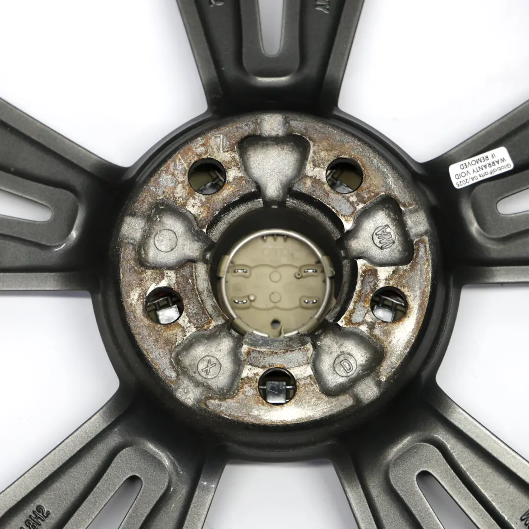 Silber Alufelge 18" 7,5J ET:37,5 Sternspeiche für Audi A1 S1 8X mit Teilenummer 8X0601025BS Audi A1 S1 8X Silber Alufelge 18" 7,5J ET:37,5 Sternspeiche - SKU 8X0601025BS-2 - Teilenummer 8X0601025BS