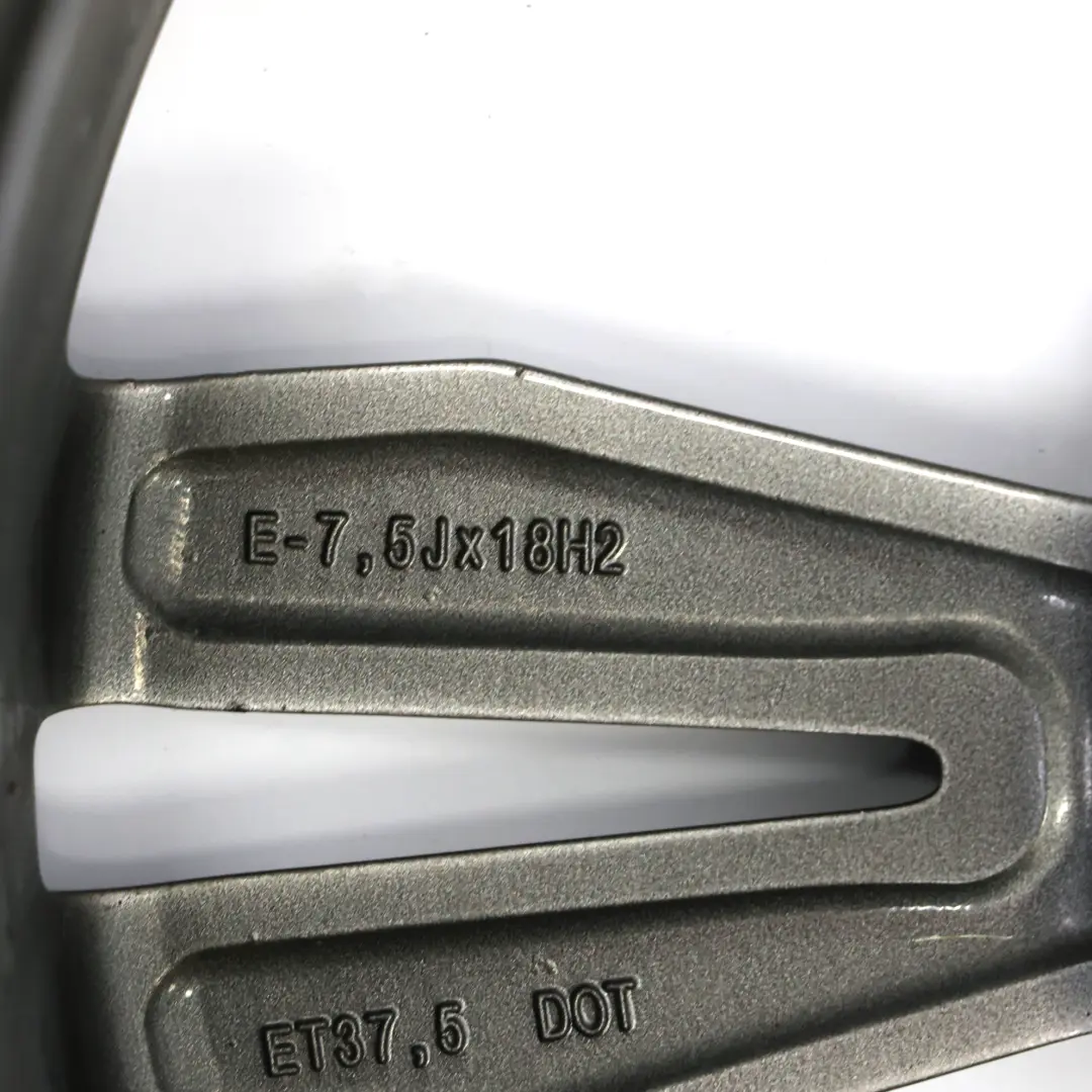 Silber Alufelge 18" 7,5J ET:37,5 Sternspeiche für Audi A1 S1 8X mit Teilenummer 8X0601025BS Audi A1 S1 8X Silber Alufelge 18" 7,5J ET:37,5 Sternspeiche - SKU 8X0601025BS-2 - Teilenummer 8X0601025BS