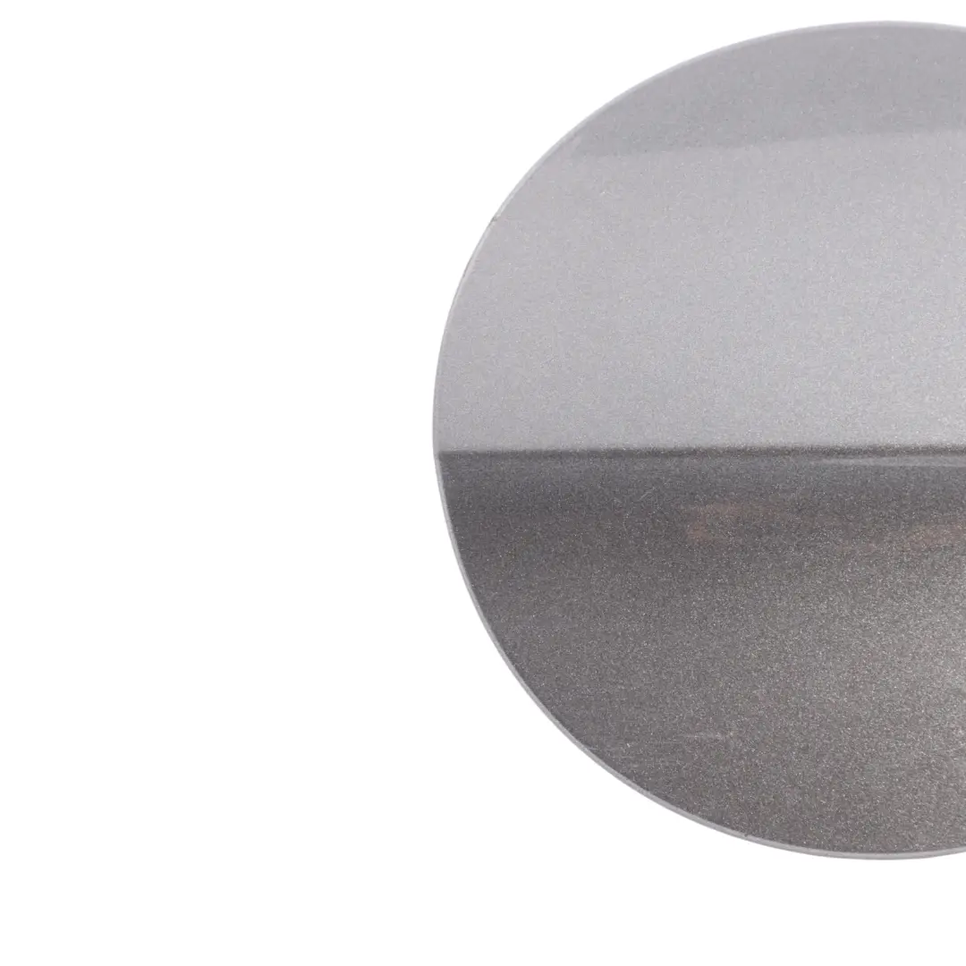 Audi A1 8X Couvercle bouchon remplissage carburant Gris Daytona - Z7S - SKU 8X0809907-DGR - Numéro de pièce 8X0809907
