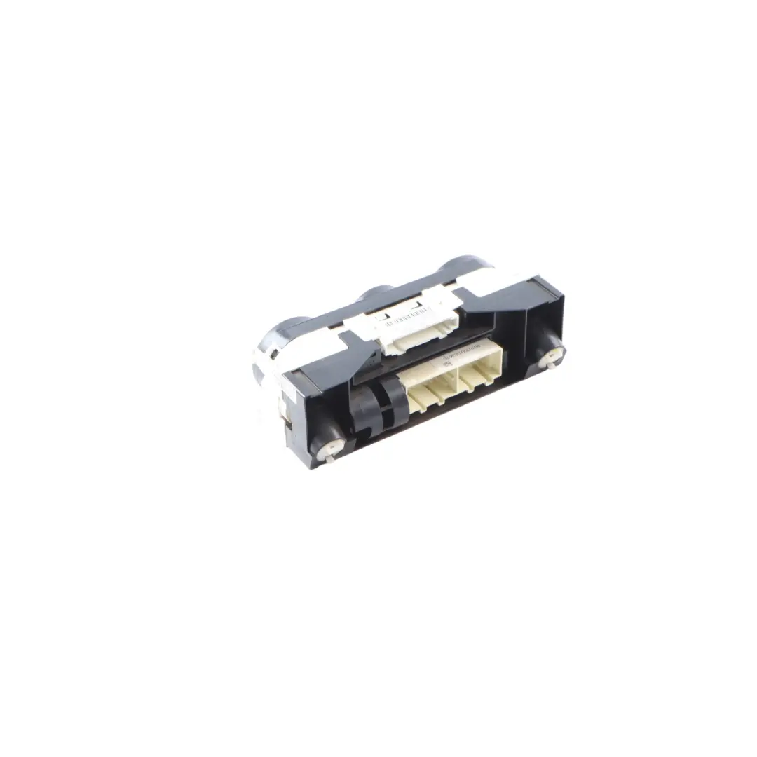 Klimaautomatik Klima Bedienteil Schwarz für Audi A1 8X mit Teilenummer 8X0820045A Audi A1 8X Klimaautomatik Klima Bedienteil Schwarz - SKU 8X0820045A - Teilenummer 8X0820045A