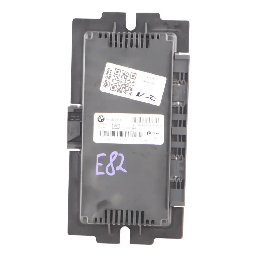 Footwell Light Control Unit Module ECU PL2 FRM II Lear to BMW E82 with Part number 9197178 BMW E82 Footwell Light Control Unit Module ECU PL2 FRM II Lear - SKU 9197178-1 - Part number 9197178