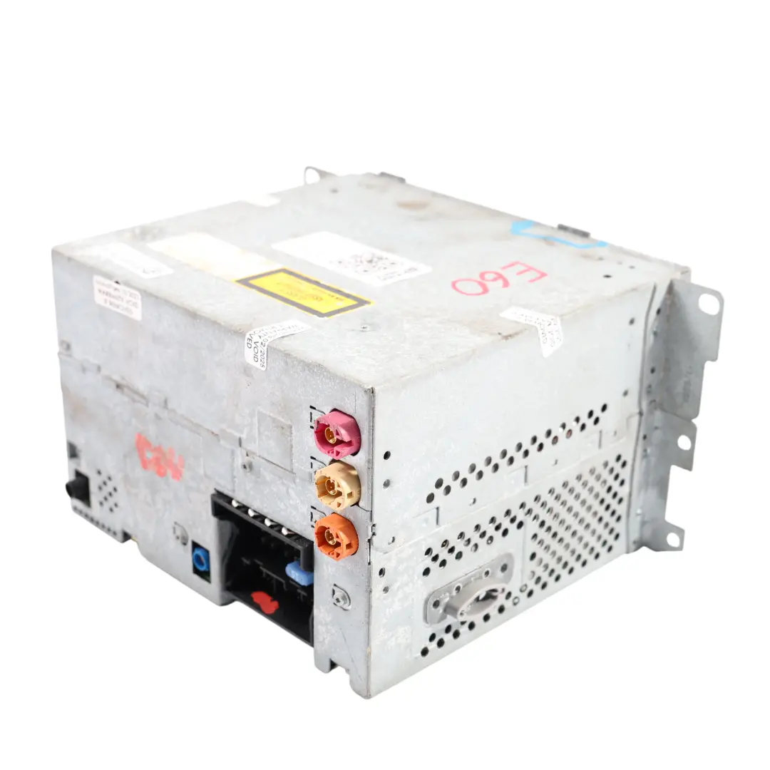 Komputer Nawigacji CIC DVD BMW Professional do BMW E60 E61 o numerze 9214925 BMW E60 E61 Komputer Nawigacji CIC DVD BMW Professional - SKU 9214925-1 - Numer Części 9214925