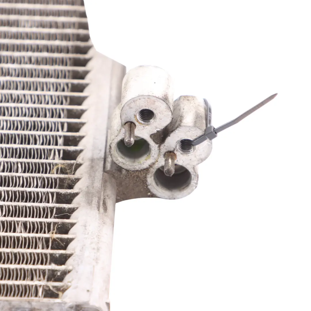 Condensador Radiador Aire Acondicionado Secador Mahle 70816379 para BMW X5 E70 con número de pieza 9239992 BMW X5 E70 Condensador Radiador Aire Acondicionado Secador Mahle 70816379 - SKU 9239992-1 - Número de pieza 9239992