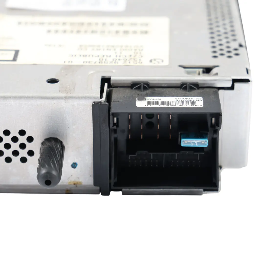 Negocio de la radio para BMW E81 E82 E84 E87 E89 E90 E91 E92 con número de pieza 9259730 BMW E81 E82 E84 E87 E89 E90 E91 E92 Negocio de la radio - SKU 9259730-1 - Número de pieza 9259730