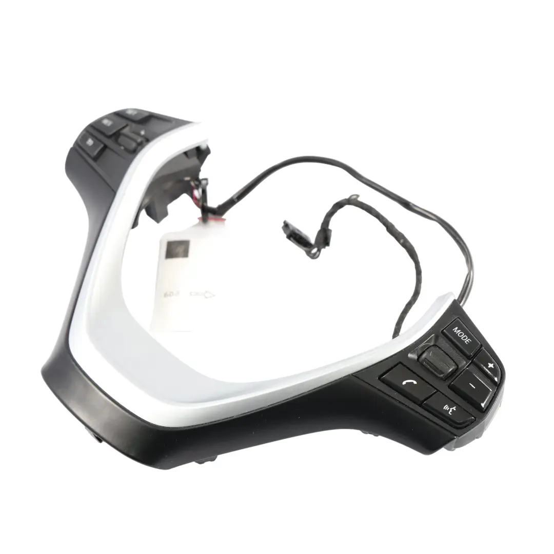 Tapa Interruptor Multifunción Volante Deportivo para BMW F20 F21 F30 F32 con número de pieza 9261861 BMW F20 F21 F30 F32 Tapa Interruptor Multifunción Volante Deportivo - SKU 9261861-6 - Número de pieza 9261861