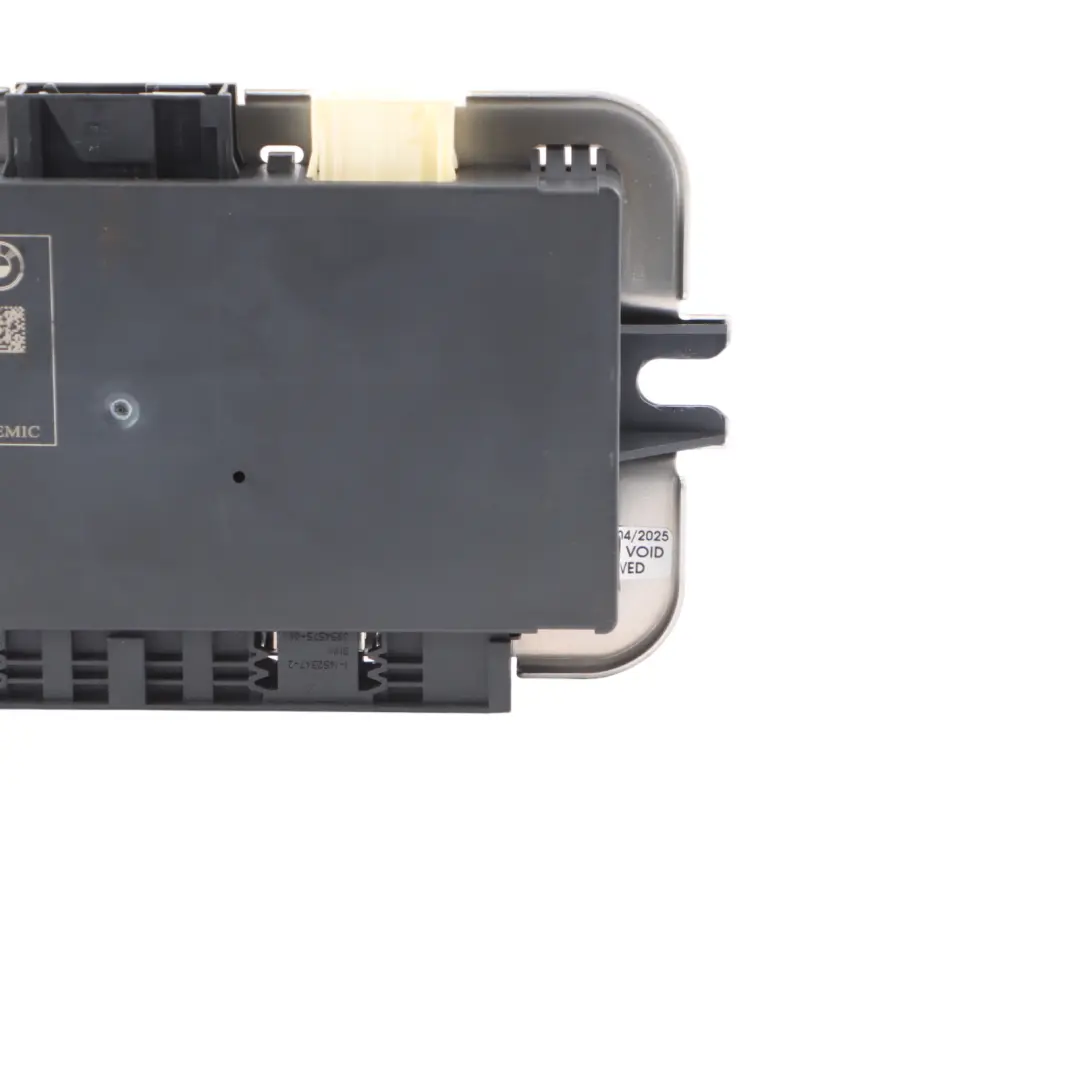 Footwell Luz Módulo Unidad De Control ECU FRM3 6992947 para BMW F06 con número de pieza 9313933 BMW F06 Footwell Luz Módulo Unidad De Control ECU FRM3 6992947 - SKU 9313933-2 - Número de pieza 9313933
