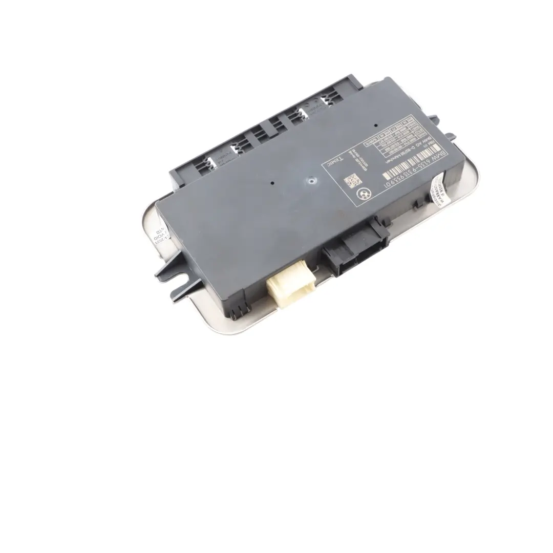 Footwell Luz Módulo Unidad De Control ECU FRM3 6992947 para BMW F06 con número de pieza 9313933 BMW F06 Footwell Luz Módulo Unidad De Control ECU FRM3 6992947 - SKU 9313933-2 - Número de pieza 9313933