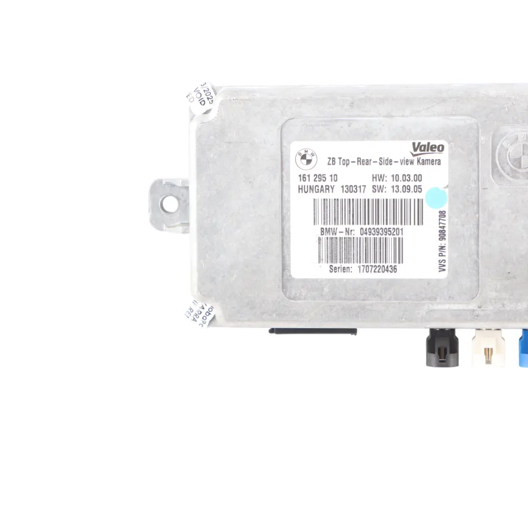 Side View Camera Module BMW F30 F31 F10 F11 F01 F02 Control Unit to Rear with Part number 9393952 Rear Side View Camera Module BMW F30 F31 F10 F11 F01 F02 Control Unit - SKU 9393952 - Part number 9393952