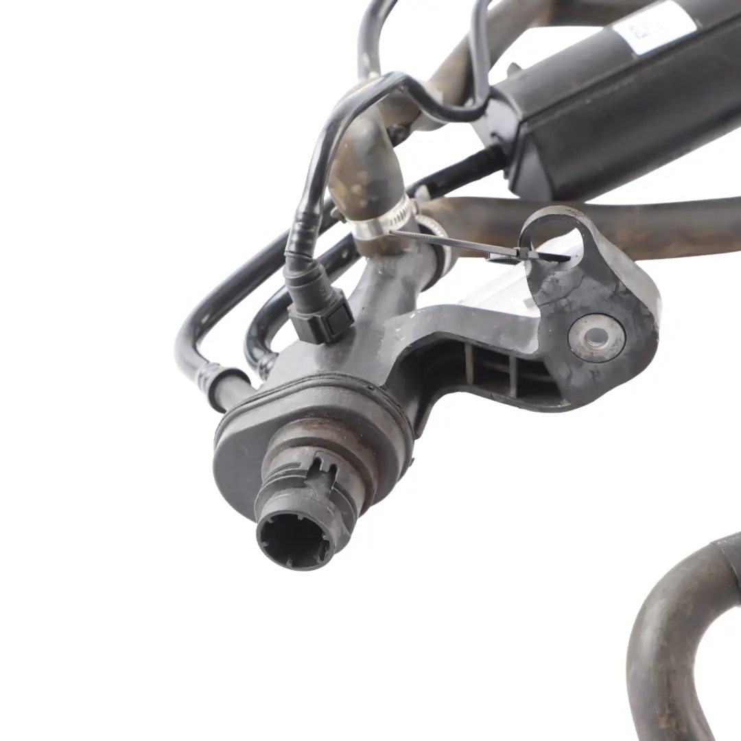 Adblue System Füllschlauch Rohrleitung für BMW G30 G31 Diesel mit Teilenummer 7377946 BMW G30 G31 Diesel Adblue System Füllschlauch Rohrleitung - SKU 9452575 - Teilenummer 7377946