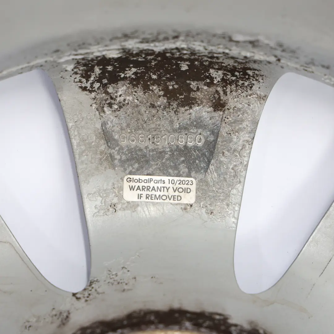 Citroen C3 Picasso Cerchio In Lega Argento 16" ET:23 6J per con numero di parte 9681810880 Citroen C3 Picasso Cerchio In Lega Argento 16" ET:23 6J - SKU 9681810880-1 - Numero di parte 9681810880