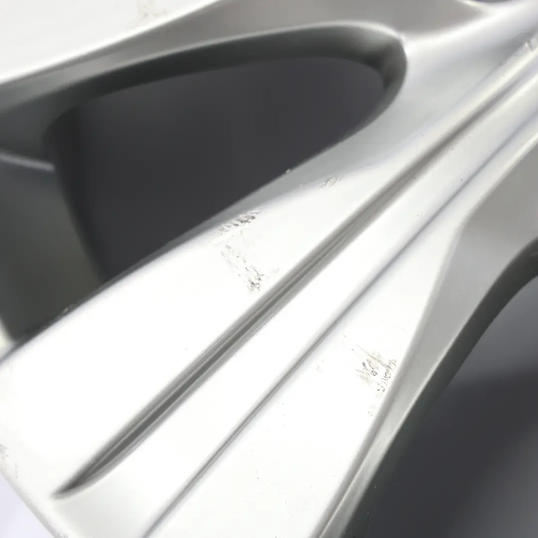 Citroen C3 Picasso Felga Aluminiowa 16" do o numerze 9681810880 Citroen C3 Picasso Felga Aluminiowa 16" - SKU 9681810880-1 - Numer Części 9681810880