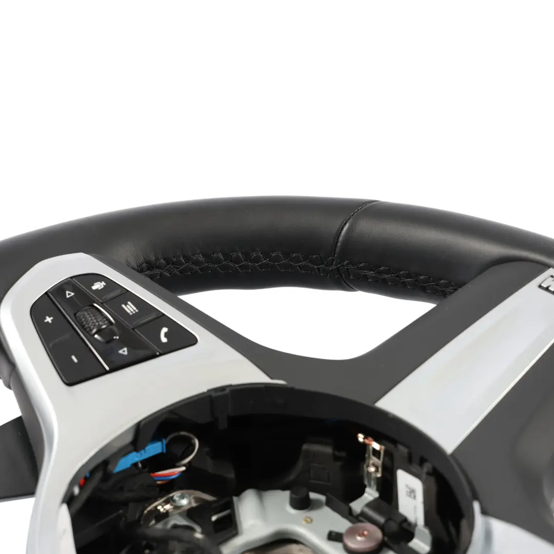 Kierownica M Sport Pakiet Czarna Skóra Łopatki do BMW X3 G01 X4 G02 o numerze 9882621 BMW X3 G01 X4 G02 Kierownica M Sport Pakiet Czarna Skóra Łopatki - SKU 9882621 - Numer Części 9882621