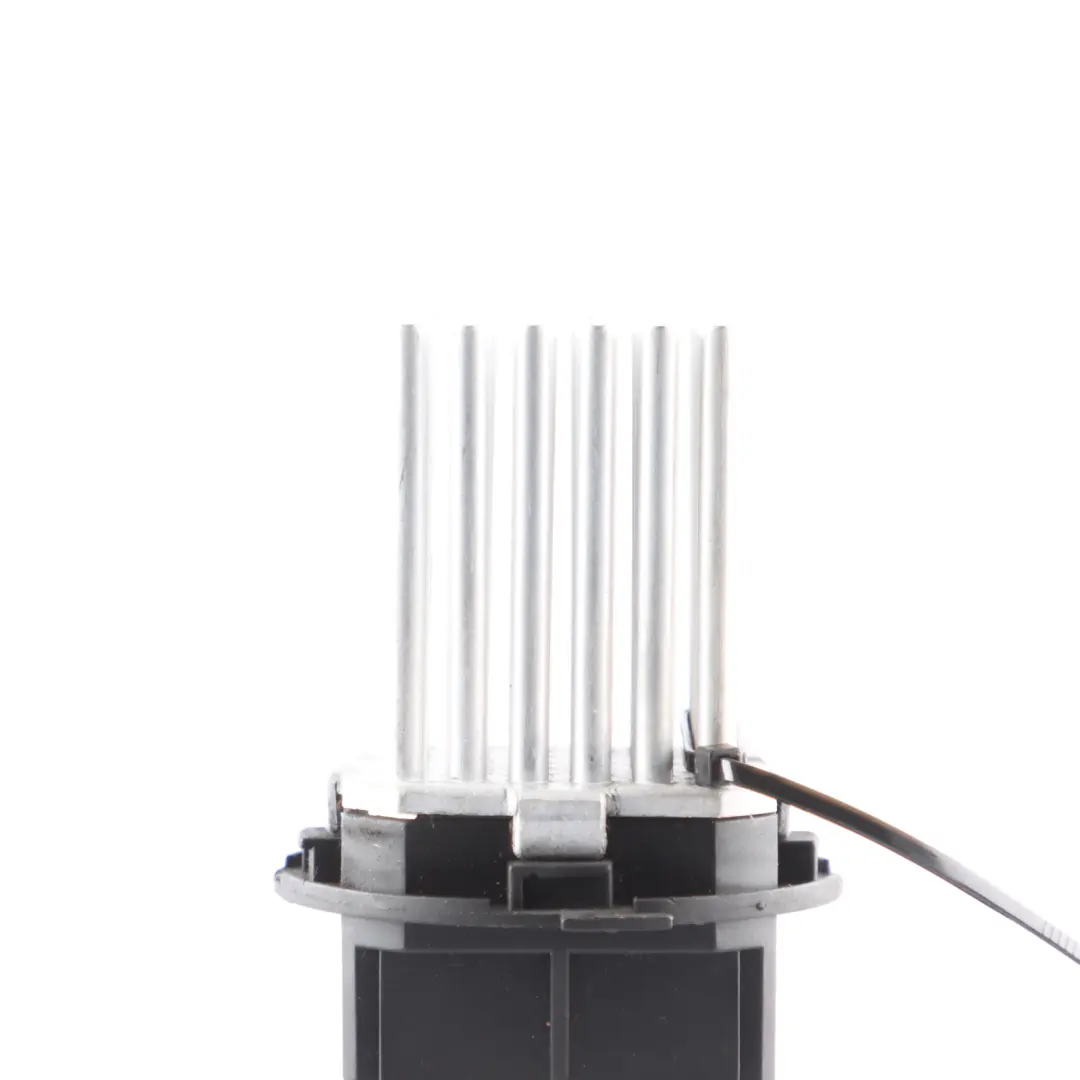 Resistencia Calentador Motor Ventilador para Mercedes W906 con número de pieza A0008212992 Mercedes W906 Resistencia Calentador Motor Ventilador - SKU A0008212992 - Número de pieza A0008212992