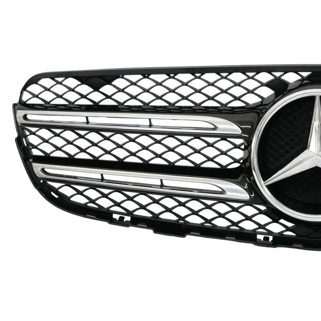 Parrilla Delantera Parachoques Insignia Estrella para Mercedes GLC X253 con número de pieza A0008880160 Mercedes GLC X253 Parrilla Delantera Parachoques Insignia Estrella - SKU A0008880160 - Número de pieza A0008880160