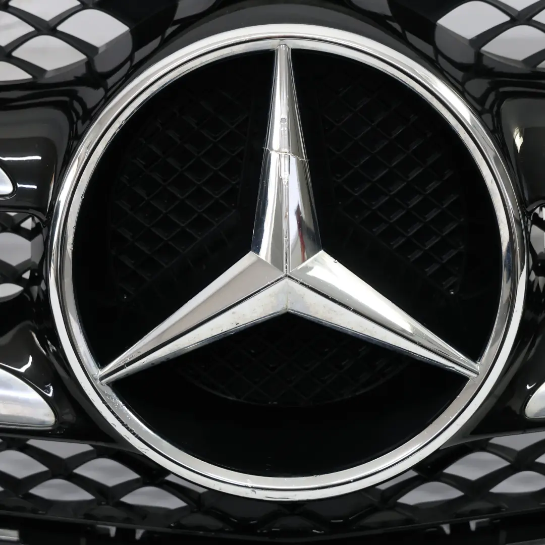Mercedes GLC X253 Badge De Calandre Avant Emblème Étoile Avec Logo - SKU A0008880160 - Numéro de pièce A0008880160