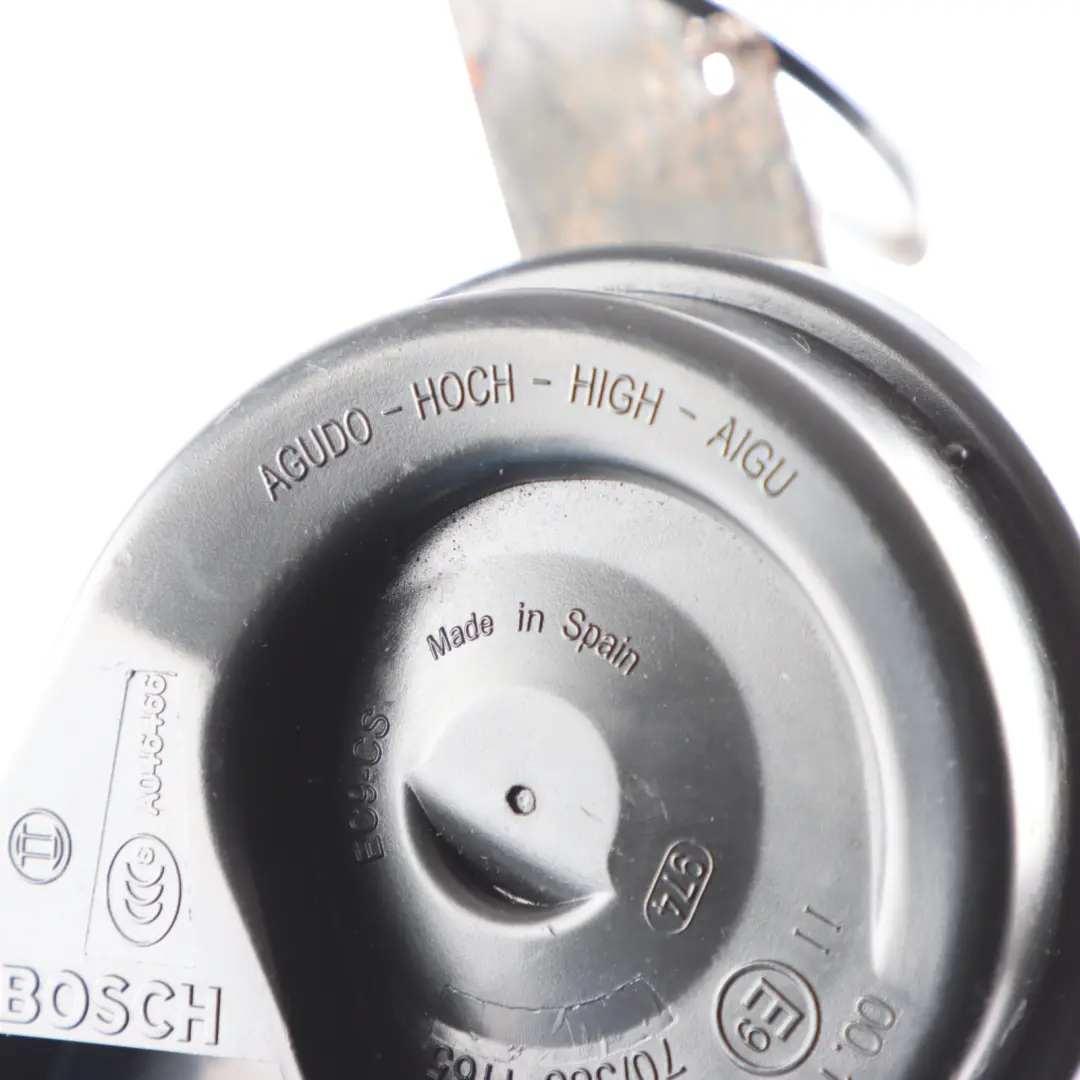 Signalhorn Tiefton 420Hz Links Vorne für Mercedes S211 W211 mit Teilenummer A0055426320 Mercedes S211 W211 Signalhorn Tiefton 420Hz Links Vorne - SKU A0055426320 - Teilenummer A0055426320