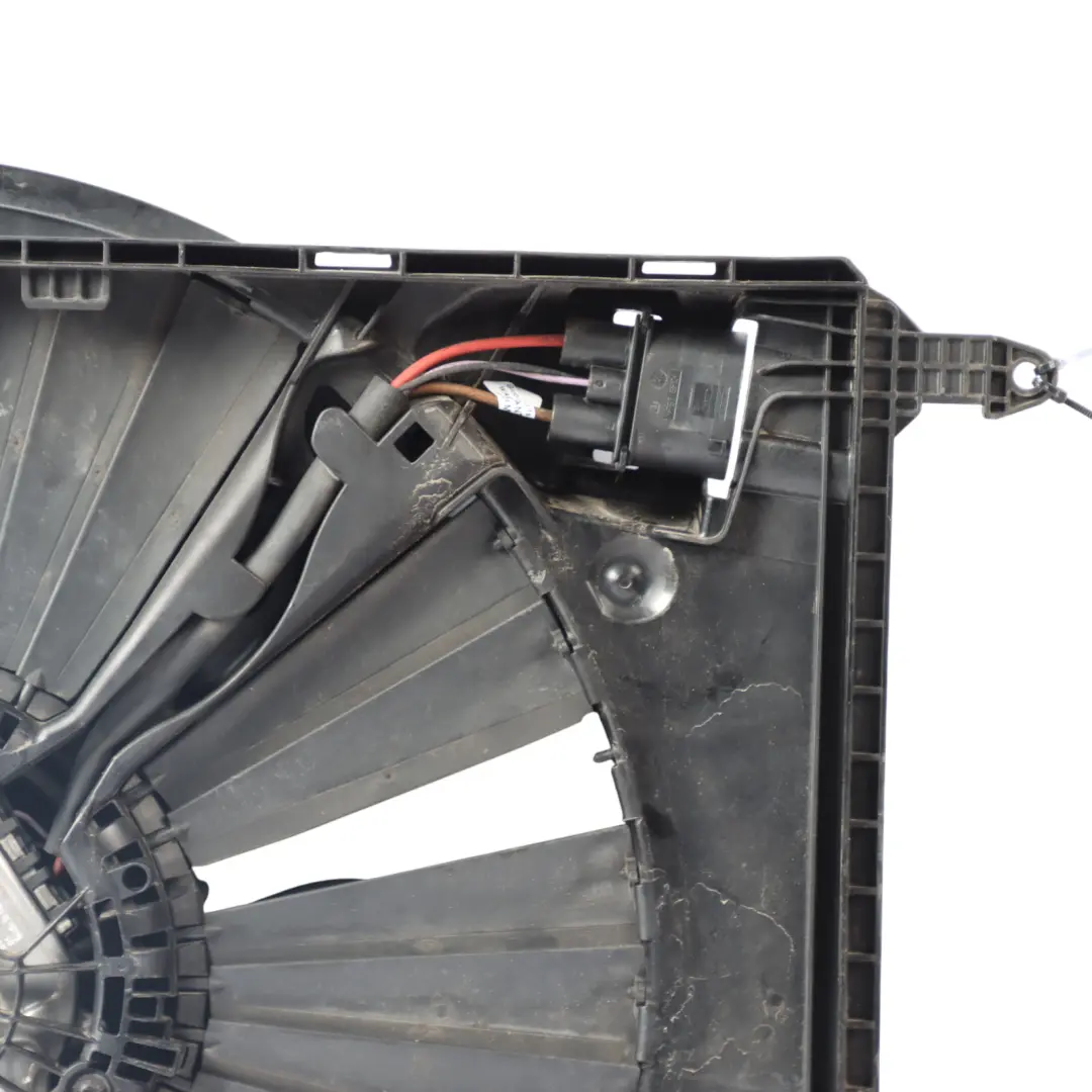  Radiator Fan Mercedes W205 OM626 Engine Cooling Fan Shroud Motor A0999060812 - SKU A0999060712 - Part number A0999060712