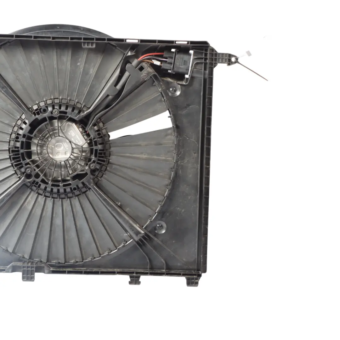  Radiator Fan Mercedes W205 OM626 Engine Cooling Fan Shroud Motor A0999060812 - SKU A0999060712 - Part number A0999060712