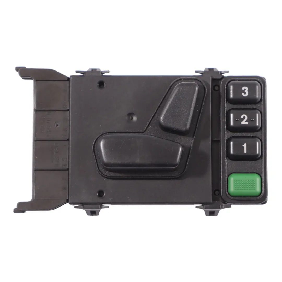 Przełącznik Regulacji Fotela Lewy Przód do Mercedes W163 o numerze A1638202210 Mercedes W163 Przełącznik Regulacji Fotela Lewy Przód - SKU A1638202210 - Numer Części A1638202210