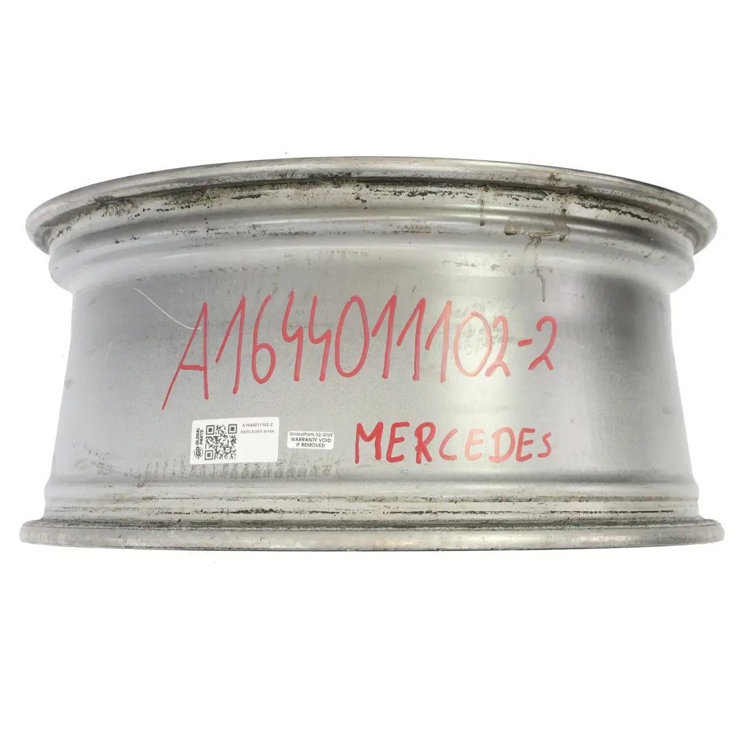 Szara felga aluminiowa 20" 8,5J ET:56 do Mercedes ML W164 o numerze A1644011102 Mercedes ML W164 Szara felga aluminiowa 20" 8,5J ET:56 - SKU A1644011102-2 - Numer Części A1644011102