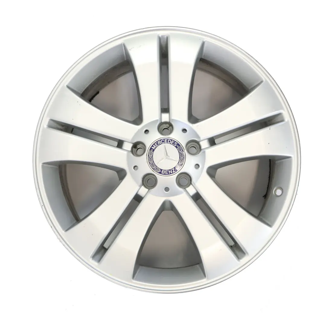 Srebrna Felga Aluminiowa 19" 8.5J ET:56 do Mercedes ML W164 o numerze A1644012102 Mercedes ML W164 Srebrna Felga Aluminiowa 19" 8.5J ET:56 - SKU A1644012102-1 - Numer Części A1644012102