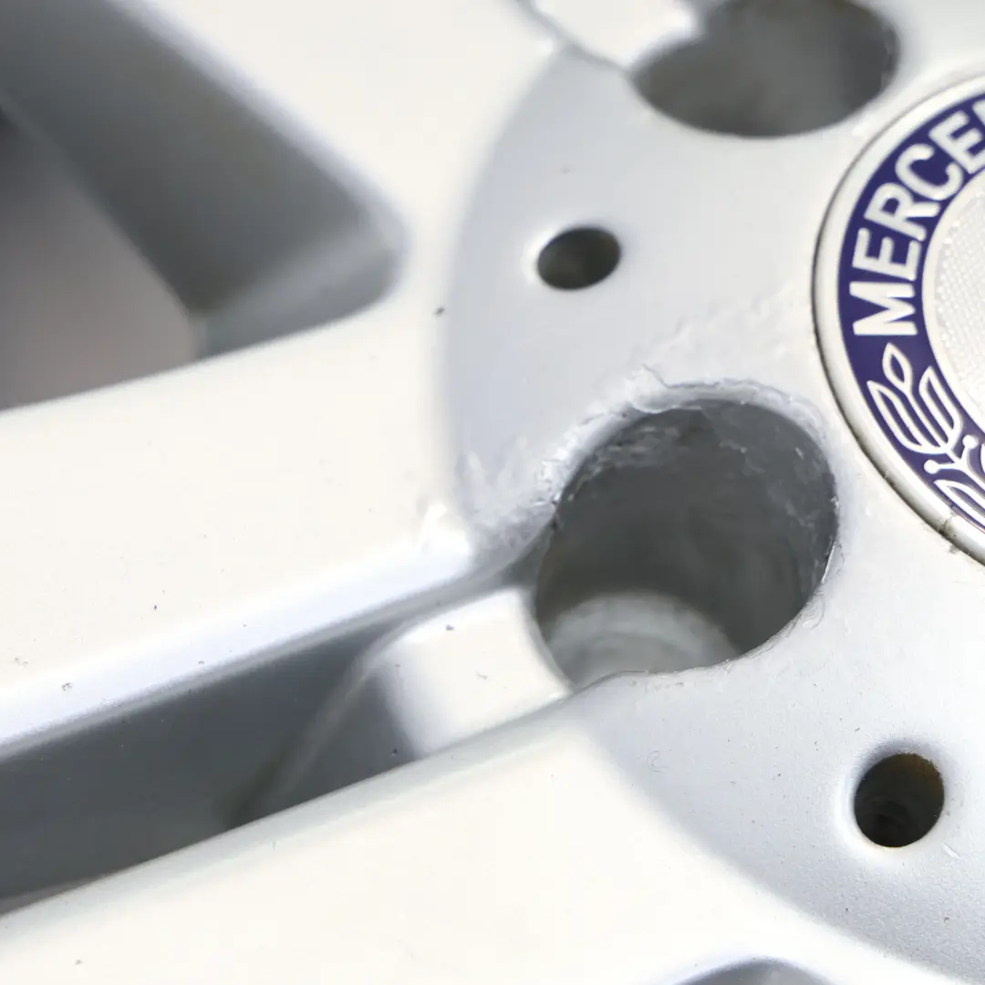 Silberne Alufelge 19" 8.5J ET:56 Doppelspeiche für Mercedes ML W164 mit Teilenummer A1644012102 Mercedes ML W164 Silberne Alufelge 19" 8.5J ET:56 Doppelspeiche - SKU A1644012102-2 - Teilenummer A1644012102