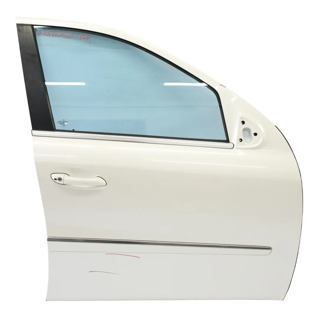Droite Diamond White Metallic - 799 pour Mercedes ML W164 Porte Avant à propos du numéro de pièce A1647201005 Mercedes ML W164 Porte Avant Droite Diamond White Metallic - 799 - SKU A1647201005-DWM - Numéro de pièce A1647201005