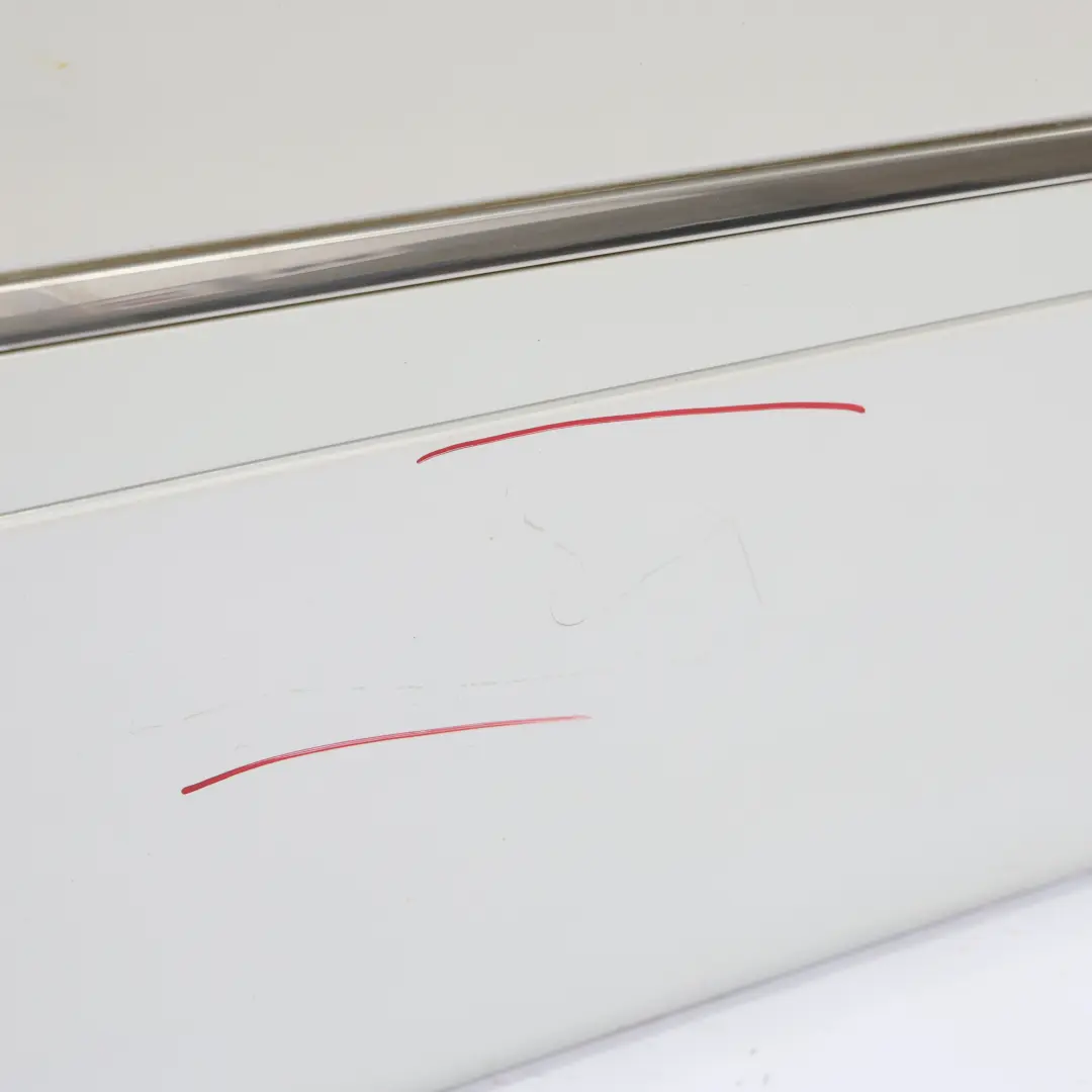 Tür Vorne Rechts Diamond White Weiss Metallic - 799 für Mercedes ML W164 mit Teilenummer A1647201005 Mercedes ML W164 Tür Vorne Rechts Diamond White Weiss Metallic - 799 - SKU A1647201005-DWM - Teilenummer A1647201005