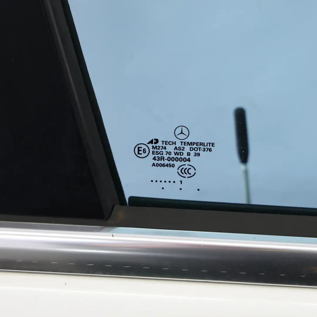 Door Front Right O/S Diamond White Metallic - 799 to Mercedes ML W164 with Part number A1647201005 Mercedes ML W164 Door Front Right O/S Diamond White Metallic - 799 - SKU A1647201005-DWM - Part number A1647201005