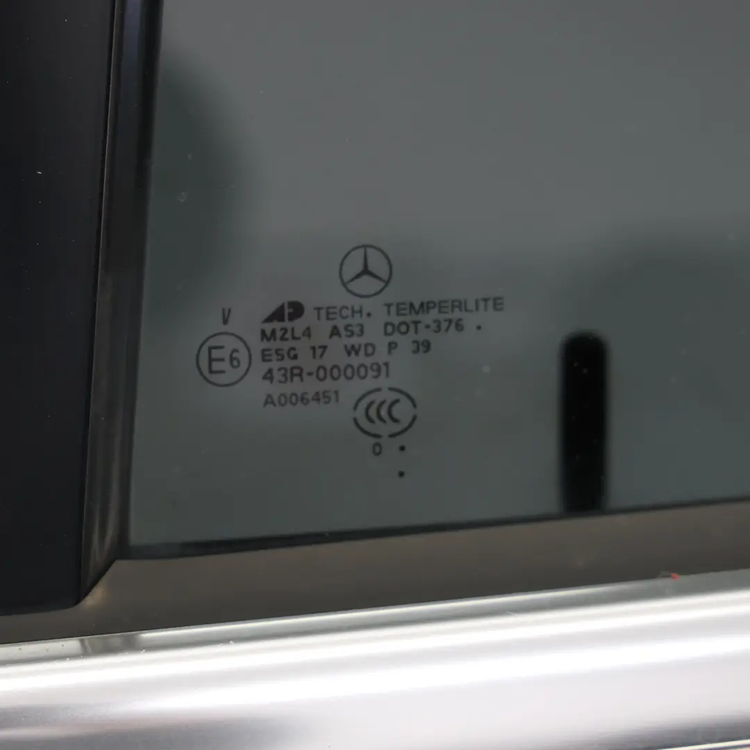 Door Rear Left N/S Diamond White Metallic - 799 to Mercedes ML W164 with Part number A1647300705 Mercedes ML W164 Door Rear Left N/S Diamond White Metallic - 799 - SKU A1647300705-DWM - Part number A1647300705