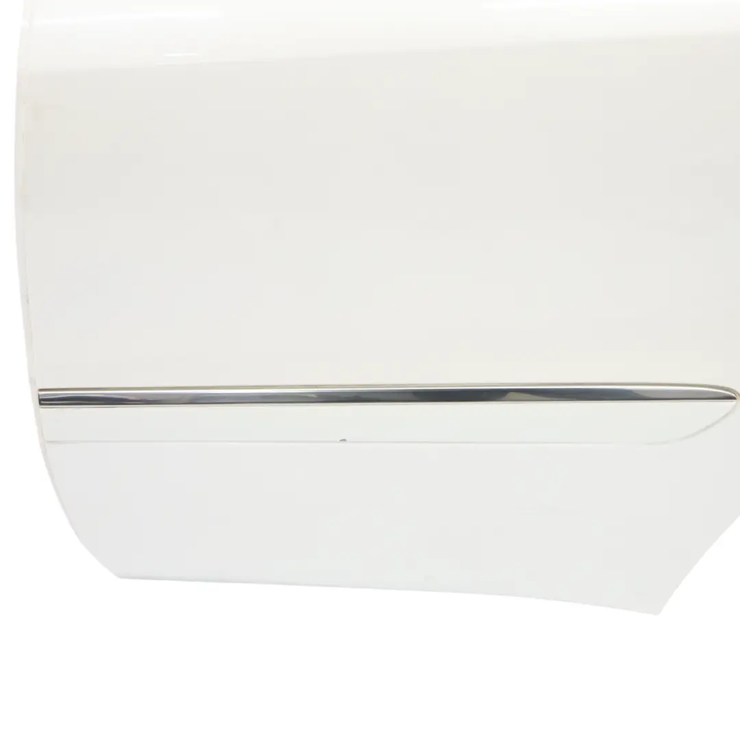 Porta Posteriore Sinistra Diamond White Metallic - 799 per Mercedes ML W164 con numero di parte A1647300705 Mercedes ML W164 Porta Posteriore Sinistra Diamond White Metallic - 799 - SKU A1647300705-DWM - Numero di parte A1647300705