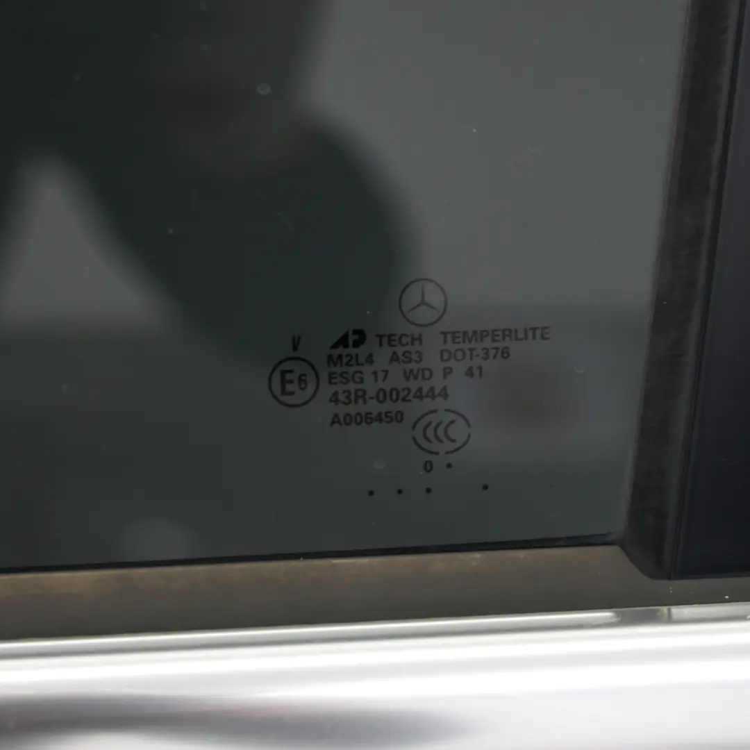 Mercedes ML W164 Porta Posteriore Sinistra Diamond White Metallic - 799 - SKU A1647300705-DWM - Numero di parte A1647300705