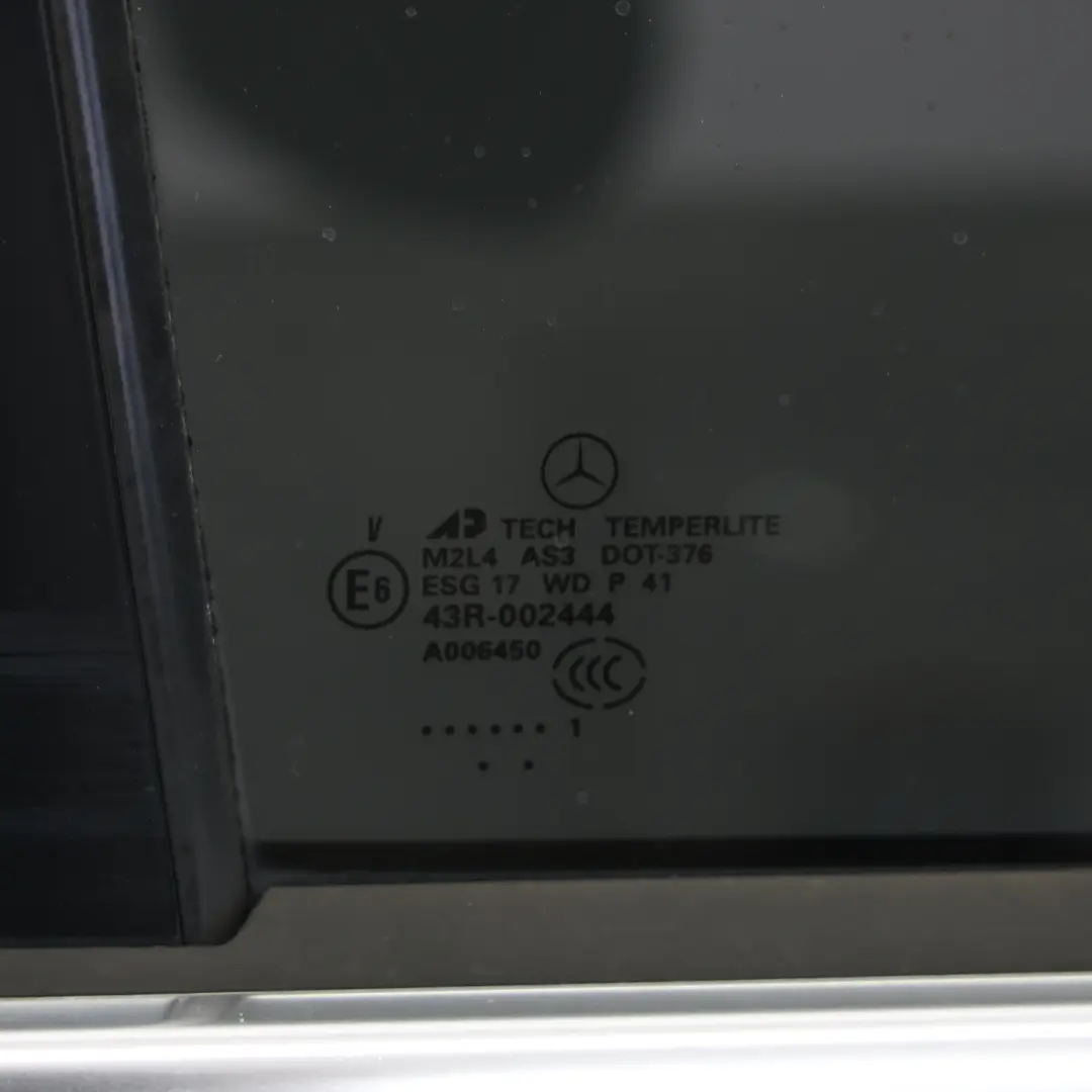 Door Rear Right O/S Diamond White Metallic - 799 to Mercedes ML W164 with Part number A1647300805 Mercedes ML W164 Door Rear Right O/S Diamond White Metallic - 799 - SKU A1647300805-DWM - Part number A1647300805