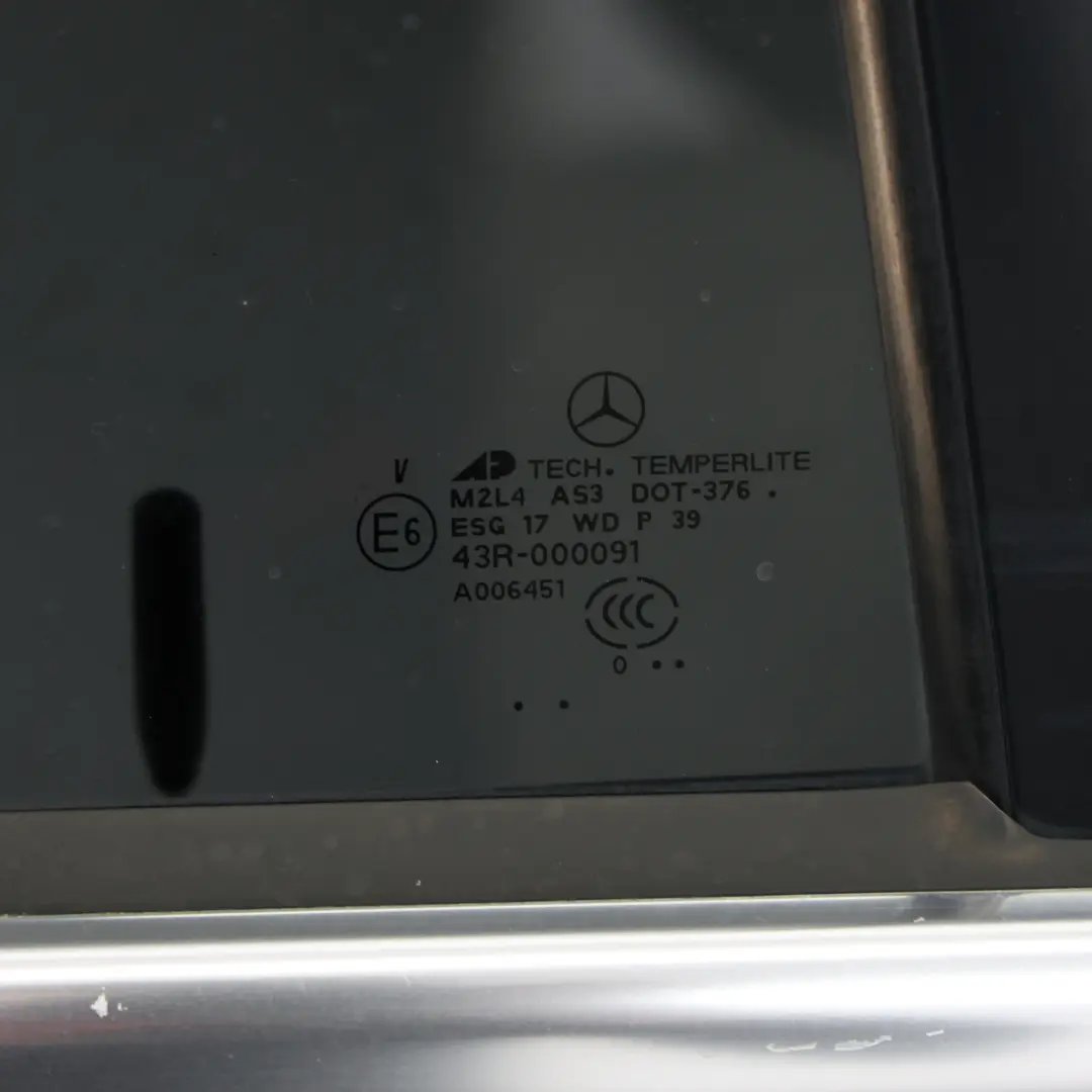 Mercedes ML W164 Porta Posteriore Destra Diamond White Bianco Metallic - 799 - SKU A1647300805-DWM - Numero di parte A1647300805