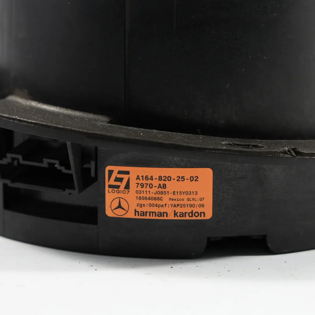 Speaker Front Door Left N/S Audio Harman Kardon to Mercedes ML W164 with Part number A1648202502 Mercedes ML W164 Speaker Front Door Left N/S Audio Harman Kardon - SKU A1648202502 - Part number A1648202502