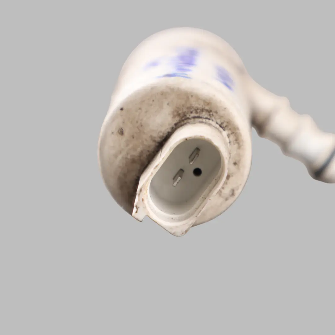 R251 Headlight Washer Jet Pump to Mercedes ML W164 GLE W166 with Part number A1648690221 Mercedes ML W164 GLE W166 R251 Headlight Washer Jet Pump - SKU A1648690221 - Part number A1648690221