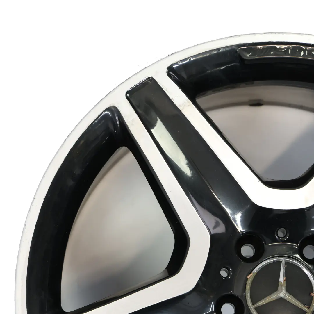 Bicolor AMG Alufelge 20" 5 Speichen 9J ET:57 für Mercedes ML W166 mit Teilenummer A1664012002 Mercedes ML W166 Bicolor AMG Alufelge 20" 5 Speichen 9J ET:57 - SKU A1664012002-7 - Teilenummer A1664012002