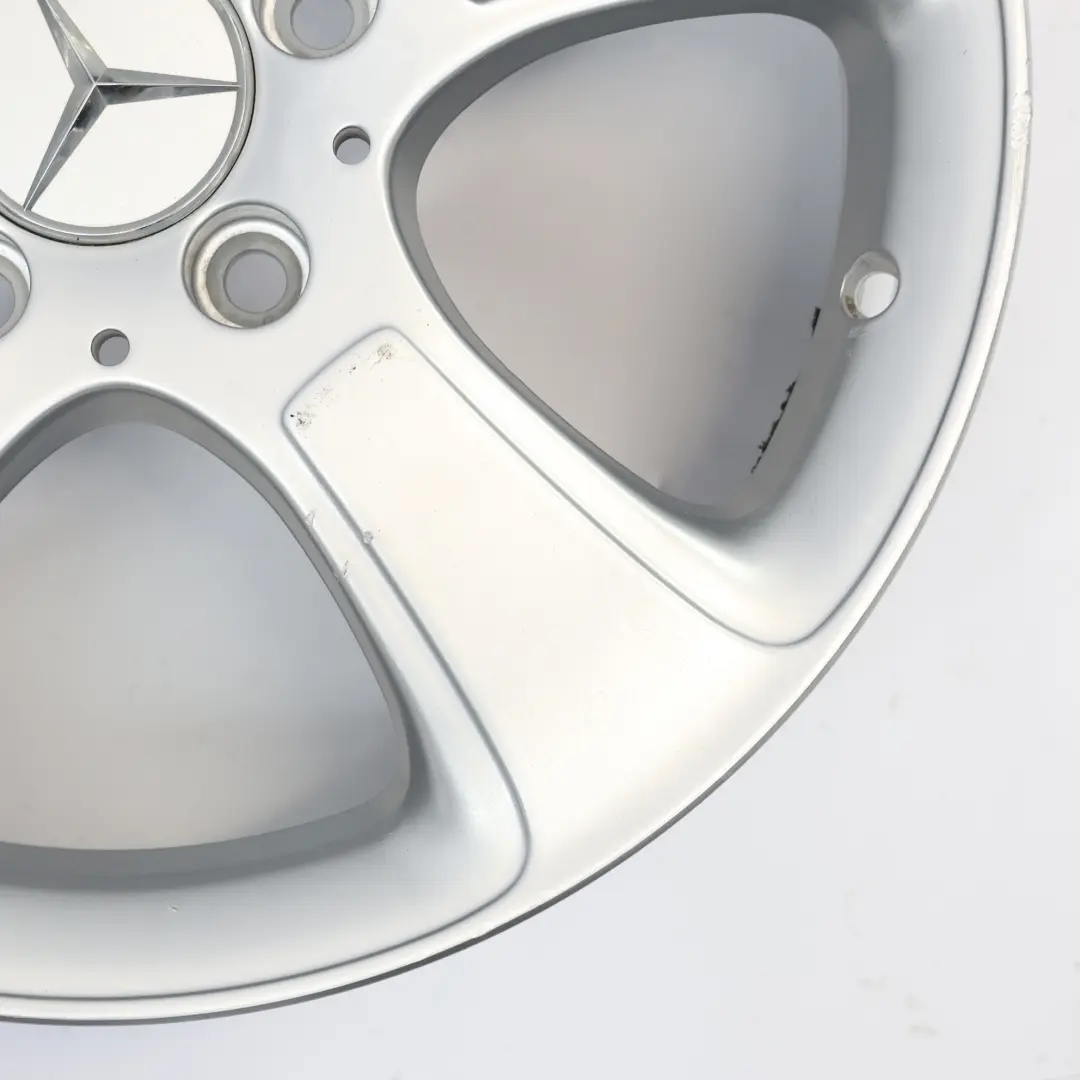  Llanta de aleación plateada Mercedes W169 W245 16" 6J ET:46 - SKU A1694011002-1 - Número de pieza A1694011002