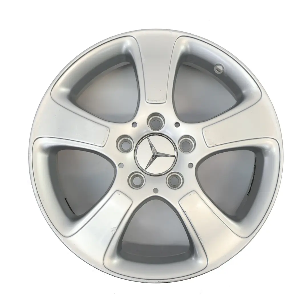 Cerchio In Lega Argento 16" 6J ET:46 per Mercedes W169 W245 con numero di parte A1694011002 Mercedes W169 W245 Cerchio In Lega Argento 16" 6J ET:46 - SKU A1694011002-2 - Numero di parte A1694011002